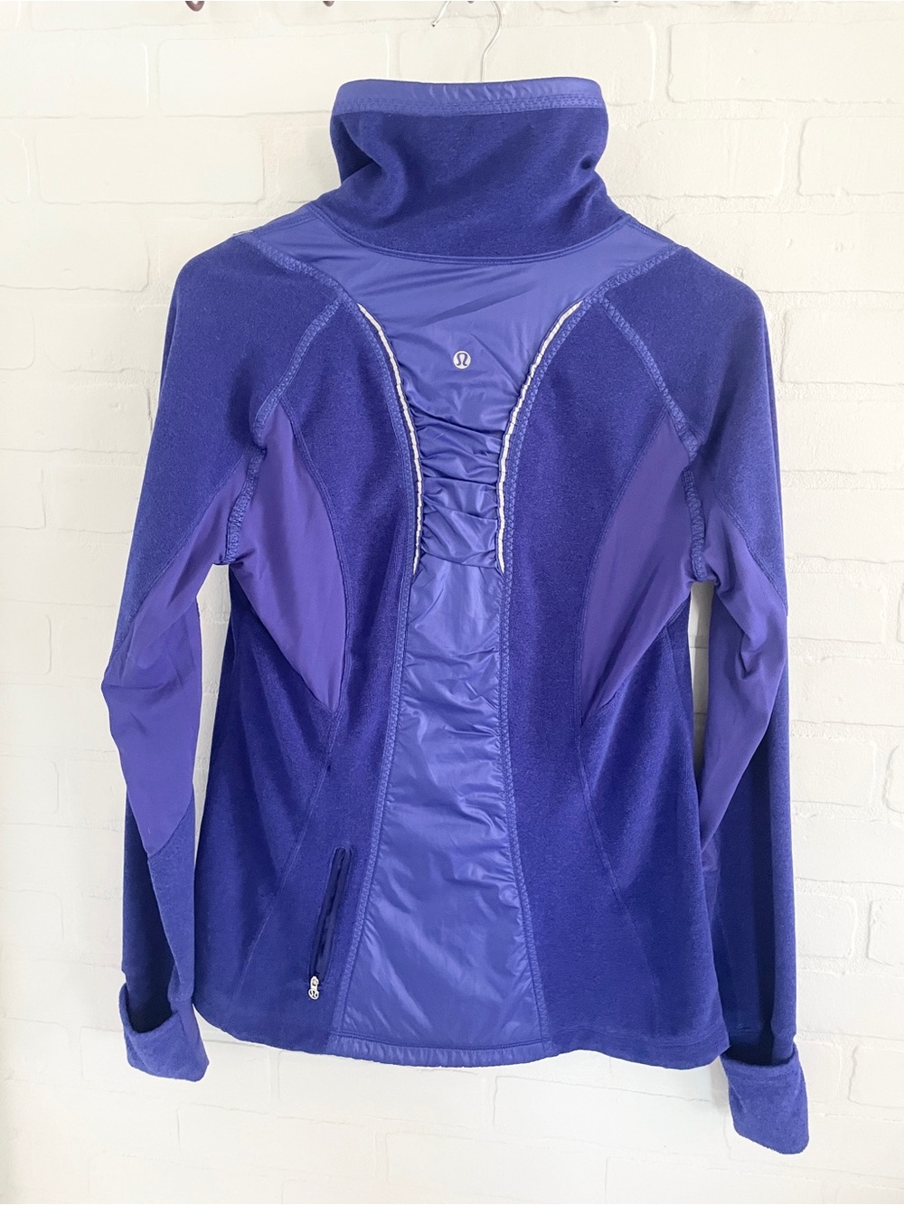 Lululemon Run Gust Buster Jacket Archival Ruched Panel Blue Sz 8 - Picture 12 of 16
